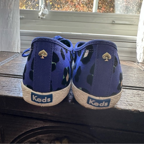 Kate Spade x Keds • Leopard Pointer Sneakers in Emperor Blue - Picture 4 of 10